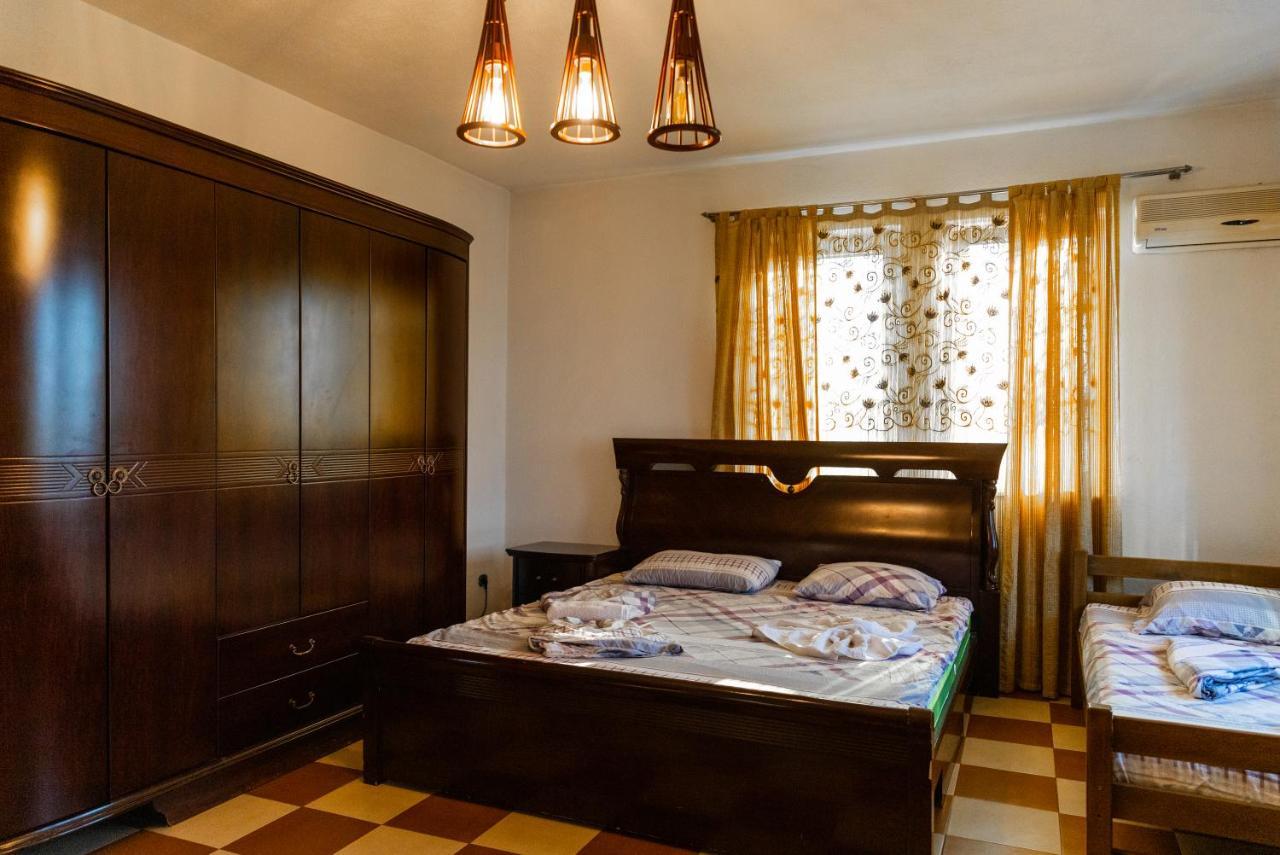 פרישטינה Hotel United מראה חיצוני תמונה