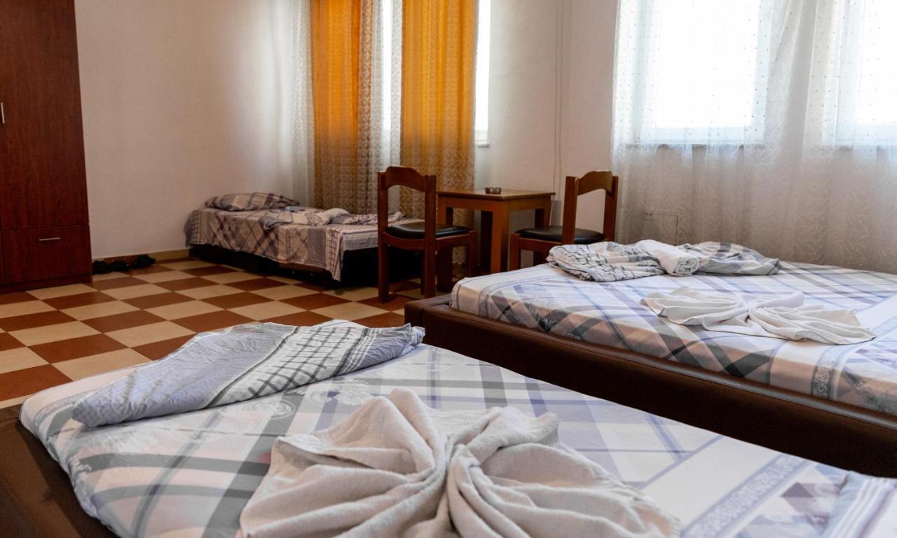 פרישטינה Hotel United מראה חיצוני תמונה