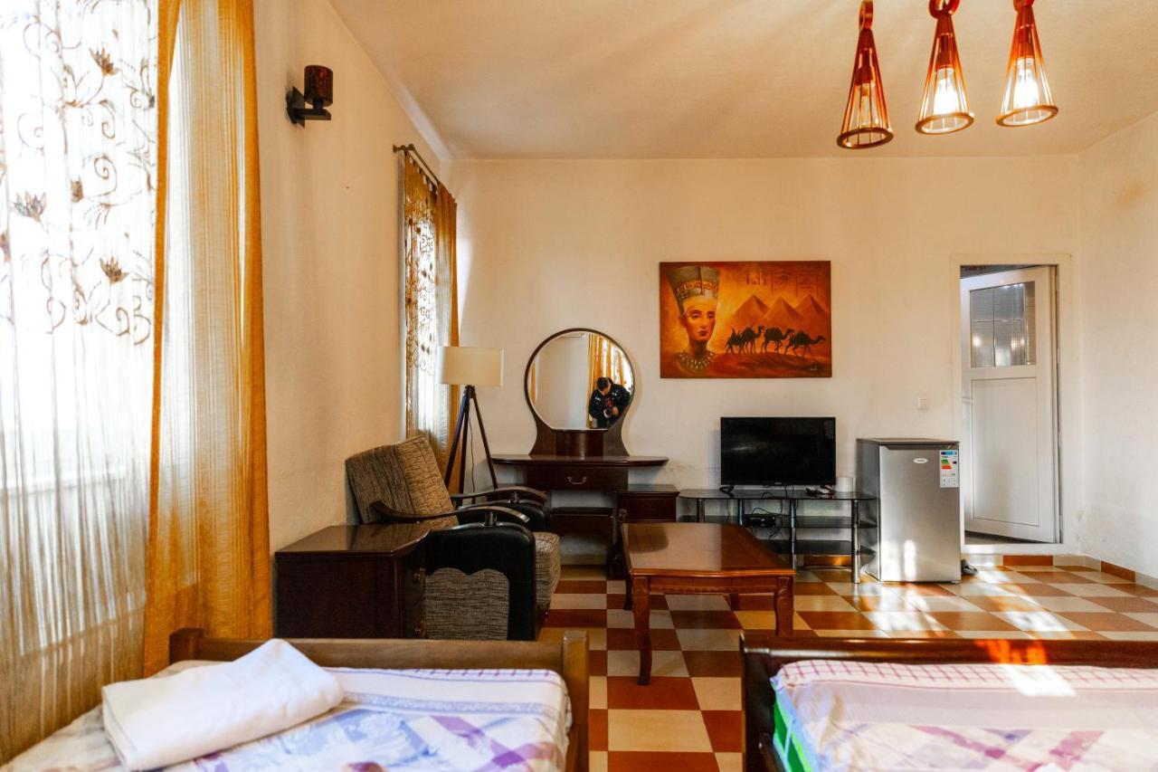 פרישטינה Hotel United מראה חיצוני תמונה